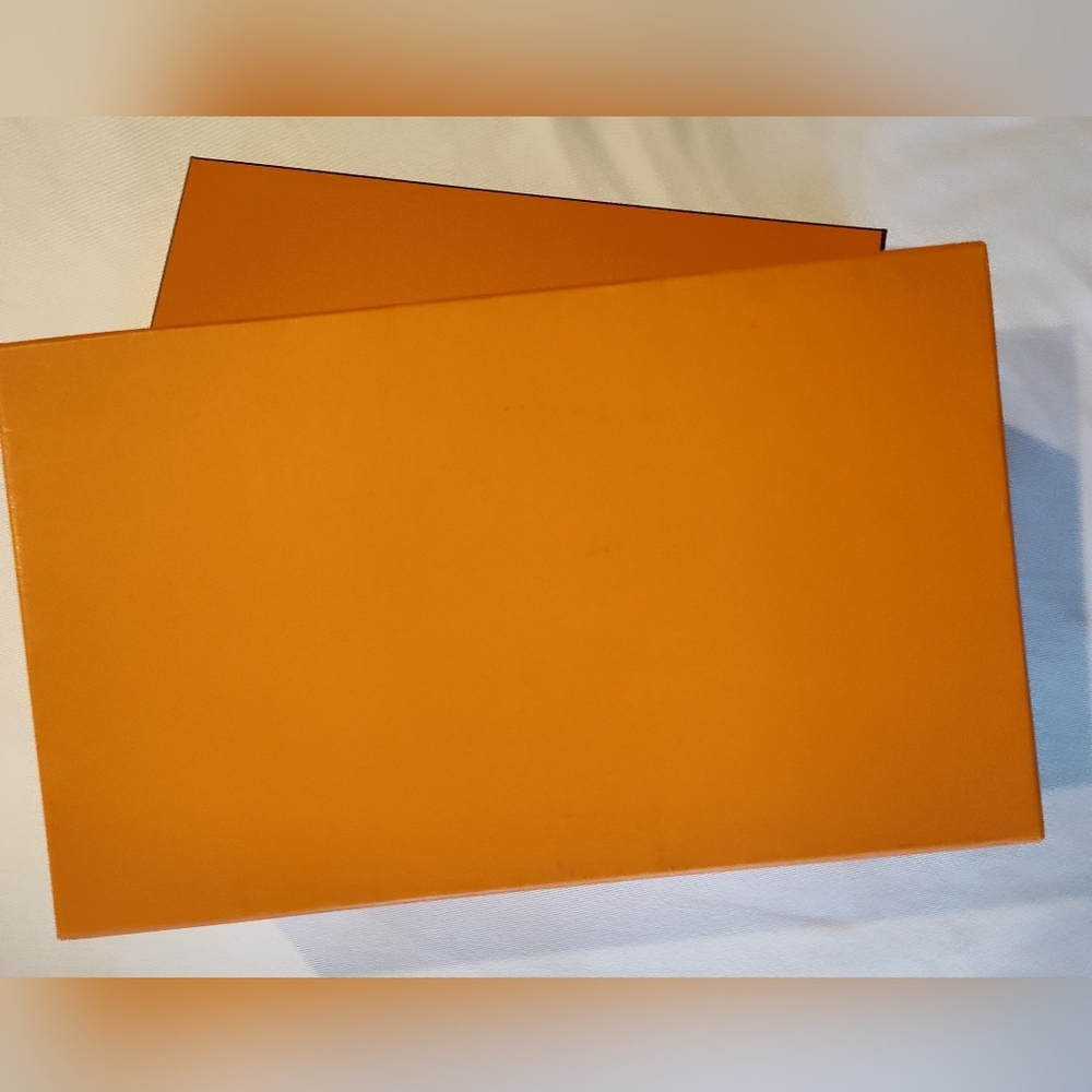 Authentic HERMÈS Orange Shoe Box | 14x10x5" | Luxe Storage & Display - Picture 3 of 7